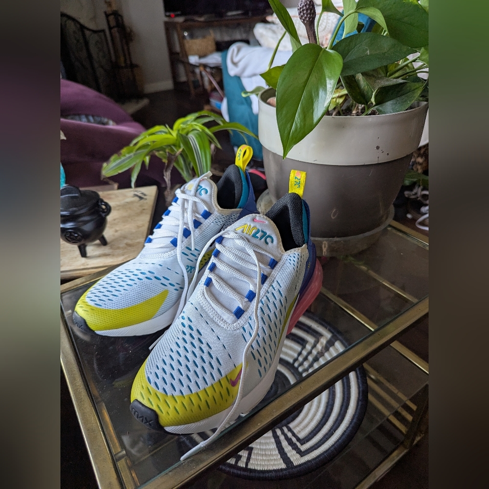 Nike 270c